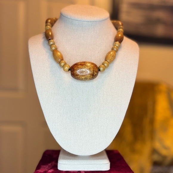 𝅺VINTAGE Wood Necklace - Picture 1 of 4